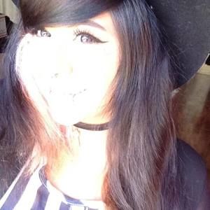 Meet your Posher, Joanna